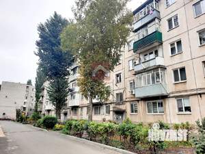 3-к квартира, вторичка, 58м2, 2/5 этаж