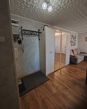 3-к квартира, вторичка, 60м2, 1/5 этаж