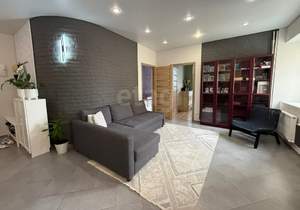 2-к квартира, вторичка, 63м2, 14/14 этаж