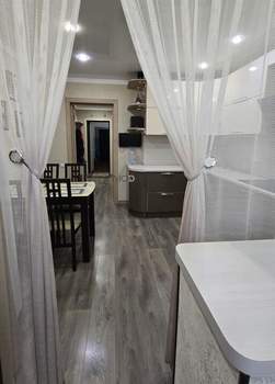 2-к квартира, вторичка, 68м2, 1/10 этаж