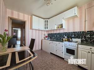 3-к квартира, вторичка, 63м2, 6/6 этаж