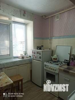 2-к квартира, вторичка, 42м2, 1/4 этаж