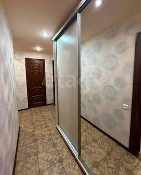 3-к квартира, вторичка, 65м2, 1/5 этаж