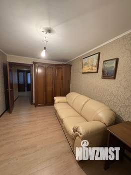 2-к квартира, вторичка, 60м2, 4/10 этаж