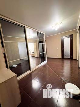 2-к квартира, вторичка, 65м2, 7/10 этаж