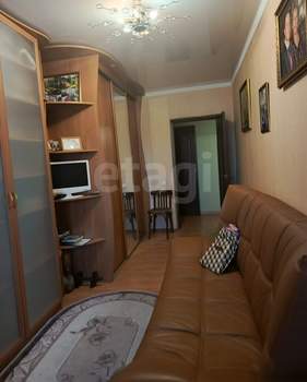 3-к квартира, вторичка, 49м2, 5/5 этаж