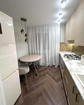 2-к квартира, вторичка, 51м2, 9/9 этаж