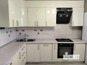 2-к квартира, вторичка, 74м2, 4/10 этаж