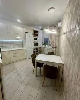 2-к квартира, вторичка, 61м2, 13/20 этаж