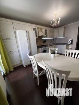 2-к квартира, вторичка, 65м2, 7/10 этаж