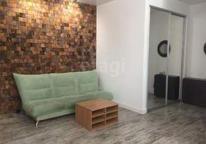 2-к квартира, вторичка, 63м2, 1/10 этаж
