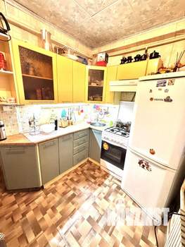 2-к квартира, вторичка, 44м2, 1/5 этаж