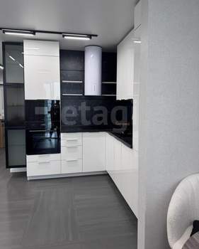 2-к квартира, вторичка, 60м2, 15/21 этаж