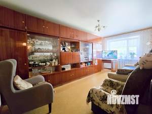 3-к квартира, вторичка, 58м2, 1/2 этаж