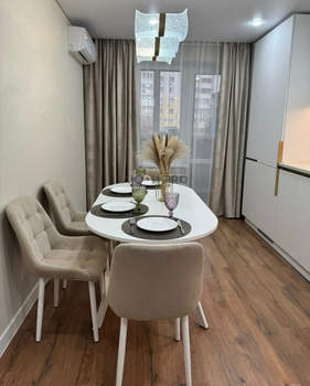 3-к квартира, вторичка, 86м2, 1/10 этаж