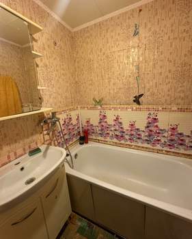 3-к квартира, вторичка, 57м2, 1/9 этаж