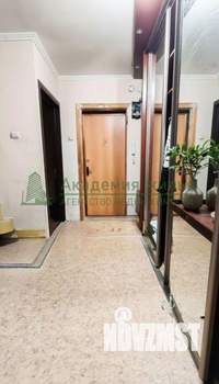 3-к квартира, вторичка, 61м2, 9/10 этаж