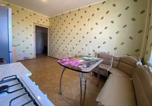 3-к квартира, вторичка, 73м2, 8/10 этаж