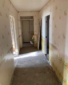 4-к квартира, вторичка, 80м2, 2/9 этаж