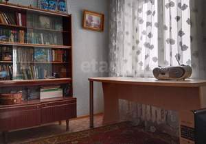 3-к квартира, вторичка, 58м2, 9/9 этаж