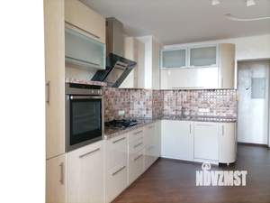 2-к квартира, вторичка, 52м2, 8/10 этаж