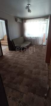 3-к квартира, вторичка, 49м2, 3/5 этаж