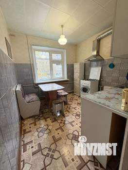 2-к квартира, вторичка, 56м2, 1/9 этаж