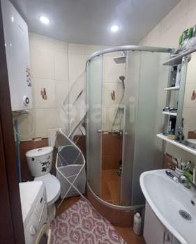 2-к квартира, вторичка, 42м2, 1/5 этаж