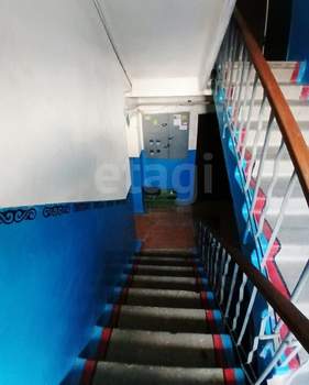 3-к квартира, вторичка, 58м2, 2/5 этаж