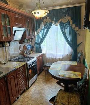 2-к квартира, вторичка, 53м2, 1/9 этаж