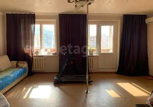 4-к квартира, вторичка, 98м2, 8/9 этаж