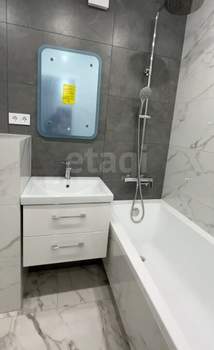 2-к квартира, вторичка, 74м2, 4/10 этаж