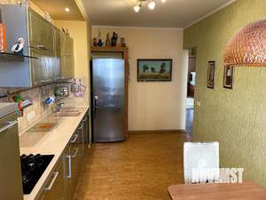 2-к квартира, вторичка, 60м2, 3/10 этаж