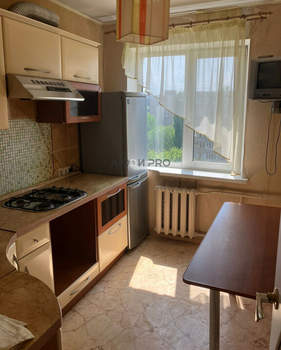 2-к квартира, вторичка, 50м2, 9/9 этаж