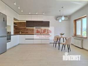 3-к квартира, вторичка, 95м2, 3/3 этаж