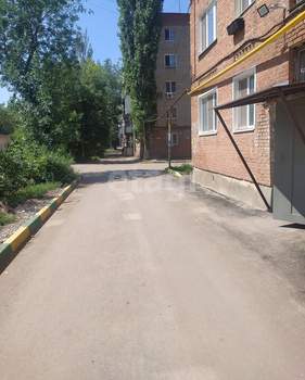 3-к квартира, вторичка, 57м2, 1/5 этаж