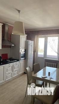 3-к квартира, вторичка, 80м2, 10/10 этаж