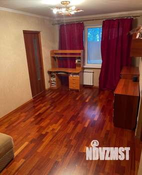 3-к квартира, вторичка, 57м2, 8/9 этаж