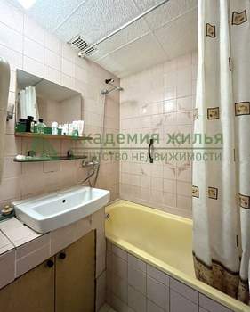 3-к квартира, вторичка, 59м2, 8/9 этаж