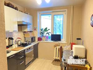 2-к квартира, вторичка, 48м2, 3/5 этаж