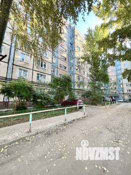 3-к квартира, вторичка, 63м2, 9/9 этаж