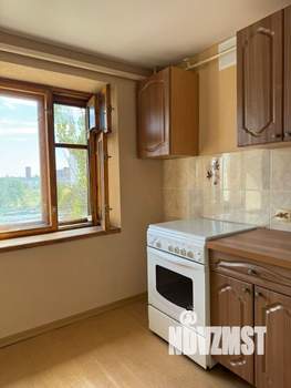 2-к квартира, вторичка, 42м2, 5/5 этаж