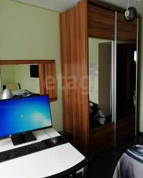 4-к квартира, вторичка, 179м2, 4/10 этаж