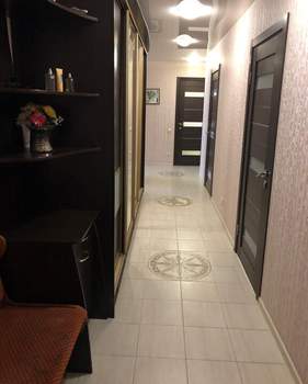 3-к квартира, вторичка, 90м2, 1/10 этаж