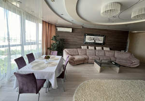 4-к квартира, вторичка, 148м2, 15/17 этаж