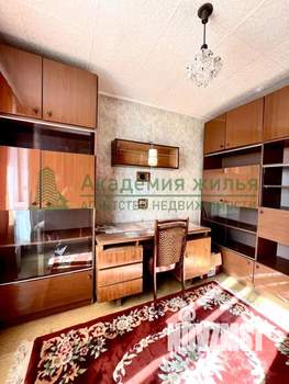 3-к квартира, вторичка, 59м2, 8/9 этаж