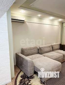 2-к квартира, вторичка, 49м2, 1/10 этаж