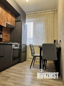 3-к квартира, вторичка, 54м2, 8/9 этаж