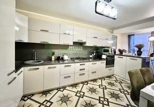 3-к квартира, вторичка, 113м2, 3/11 этаж
