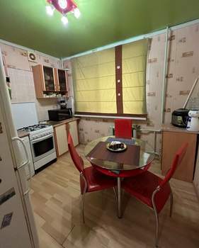 3-к квартира, вторичка, 77м2, 1/5 этаж